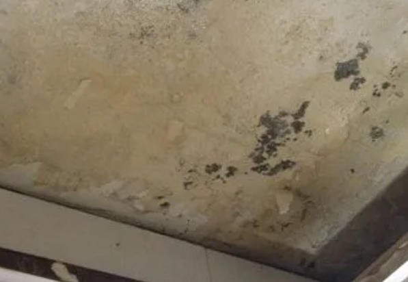 保亭阳台漏水维修公司分享下保亭卫生间渗水维修需要注意哪些问题。